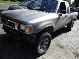 1993 TOYOTA TRUCK GRAY XTRA CAB 3.0L MT 4WD Z15076